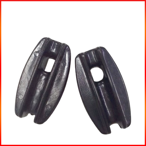 end insulator black - white oval